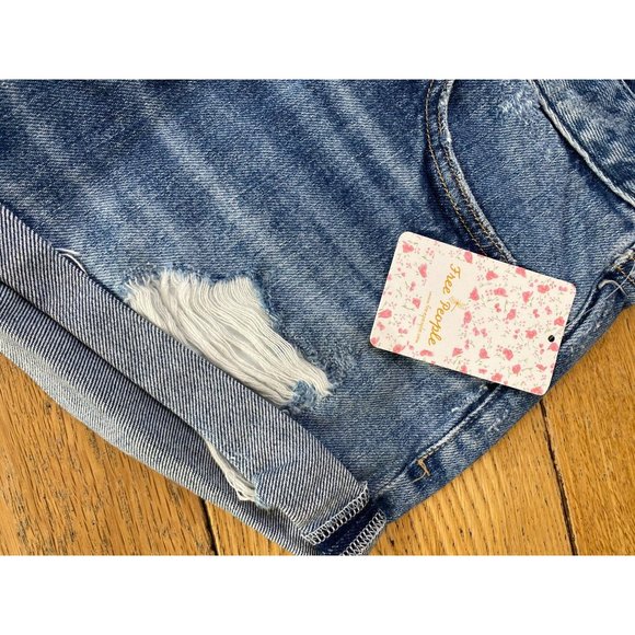 (Sold) Free People Romeo Rolled Cut Off Shorts - Picture 8 of 10